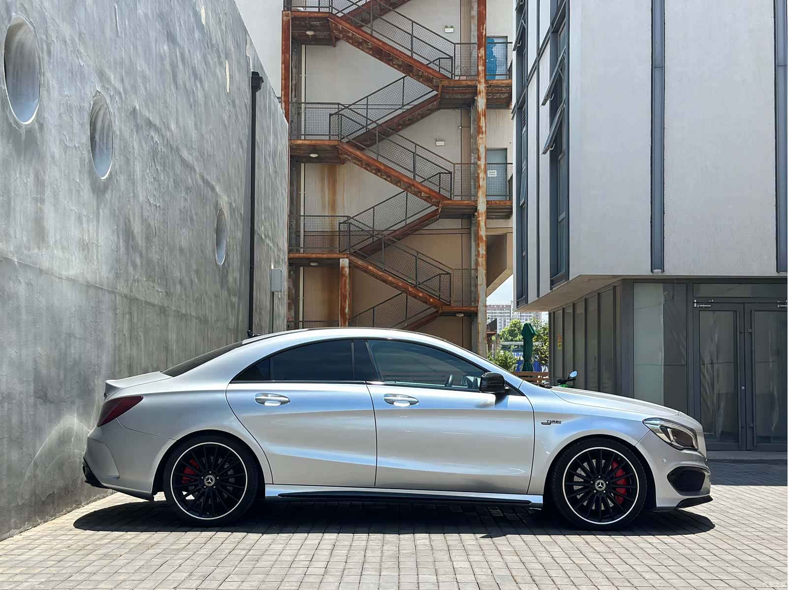 Mercedes-Benz CLA, 2015 4