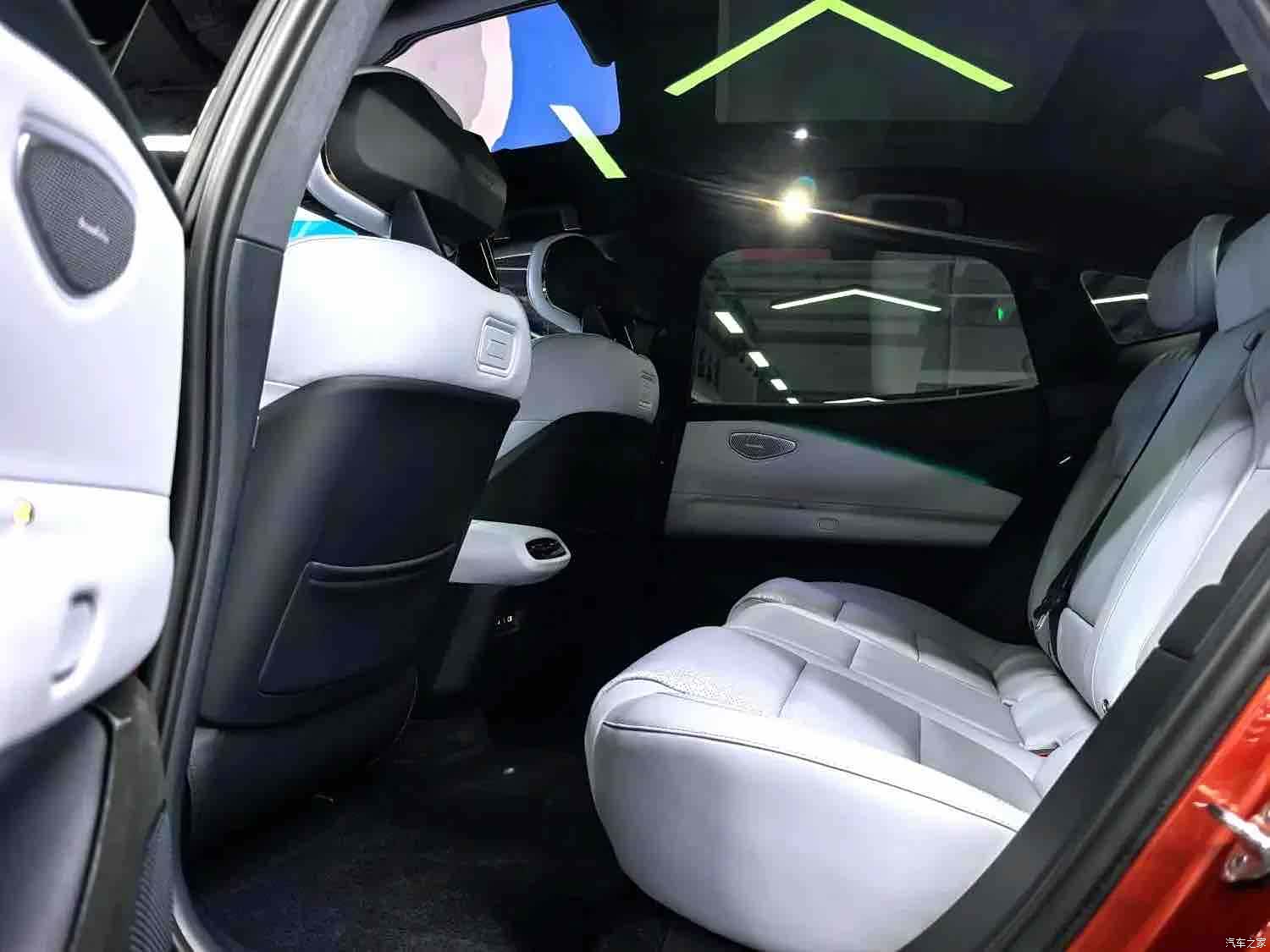 Lynk & Co Z10, 2024 7