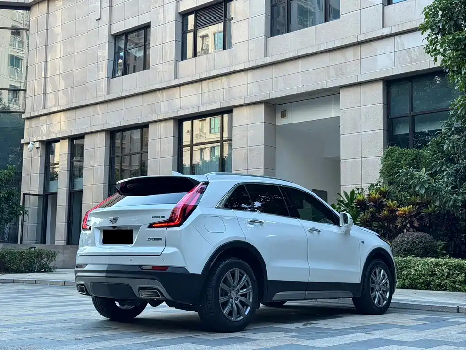 Cadillac XT4