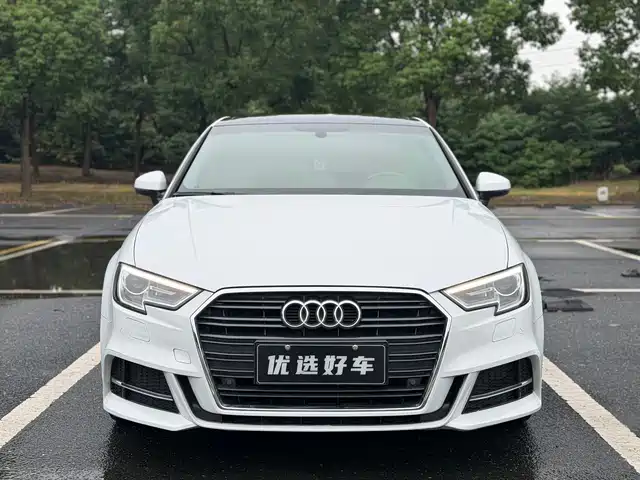 Audi A3 2017 — купить из Китая под заказ