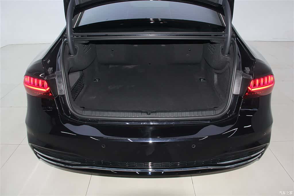 Audi A7L, 2025 25