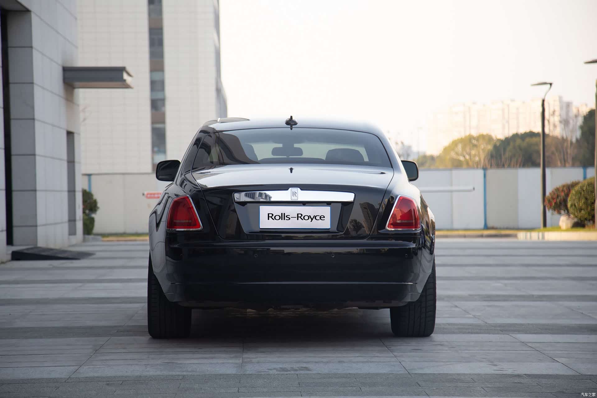 Rolls-Royce Ghost, 2012 4