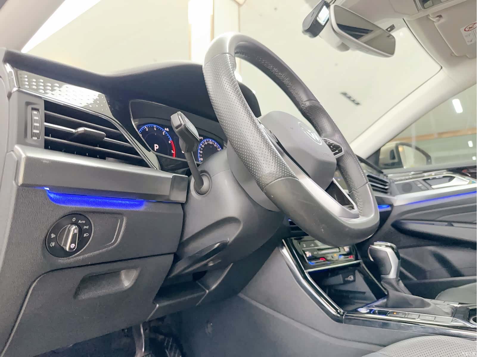 Volkswagen Passat, 2022 9