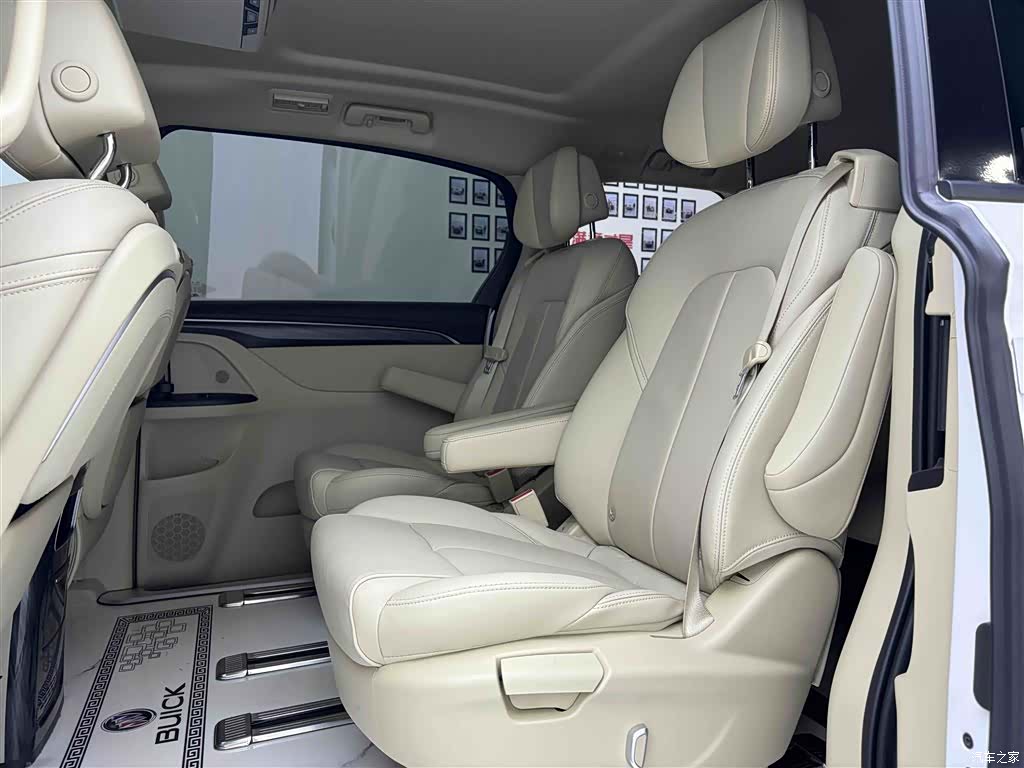 Buick GL8, 2022 18