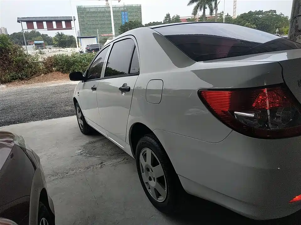 BYD F3