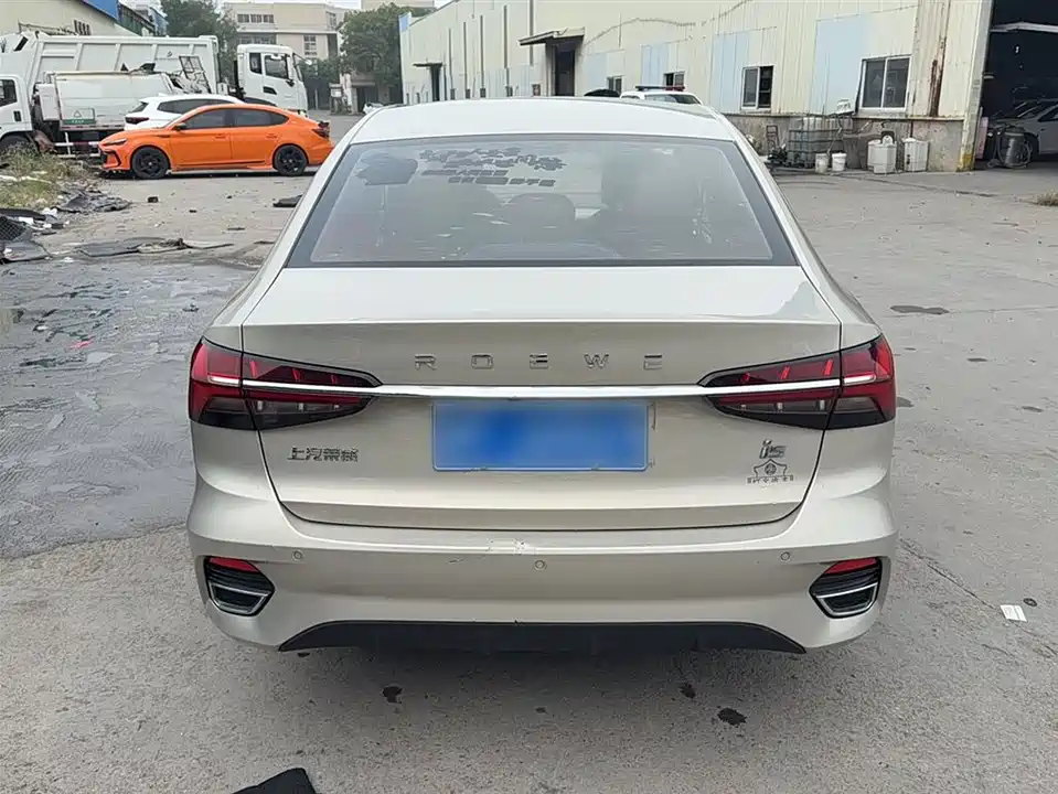 Roewe i5