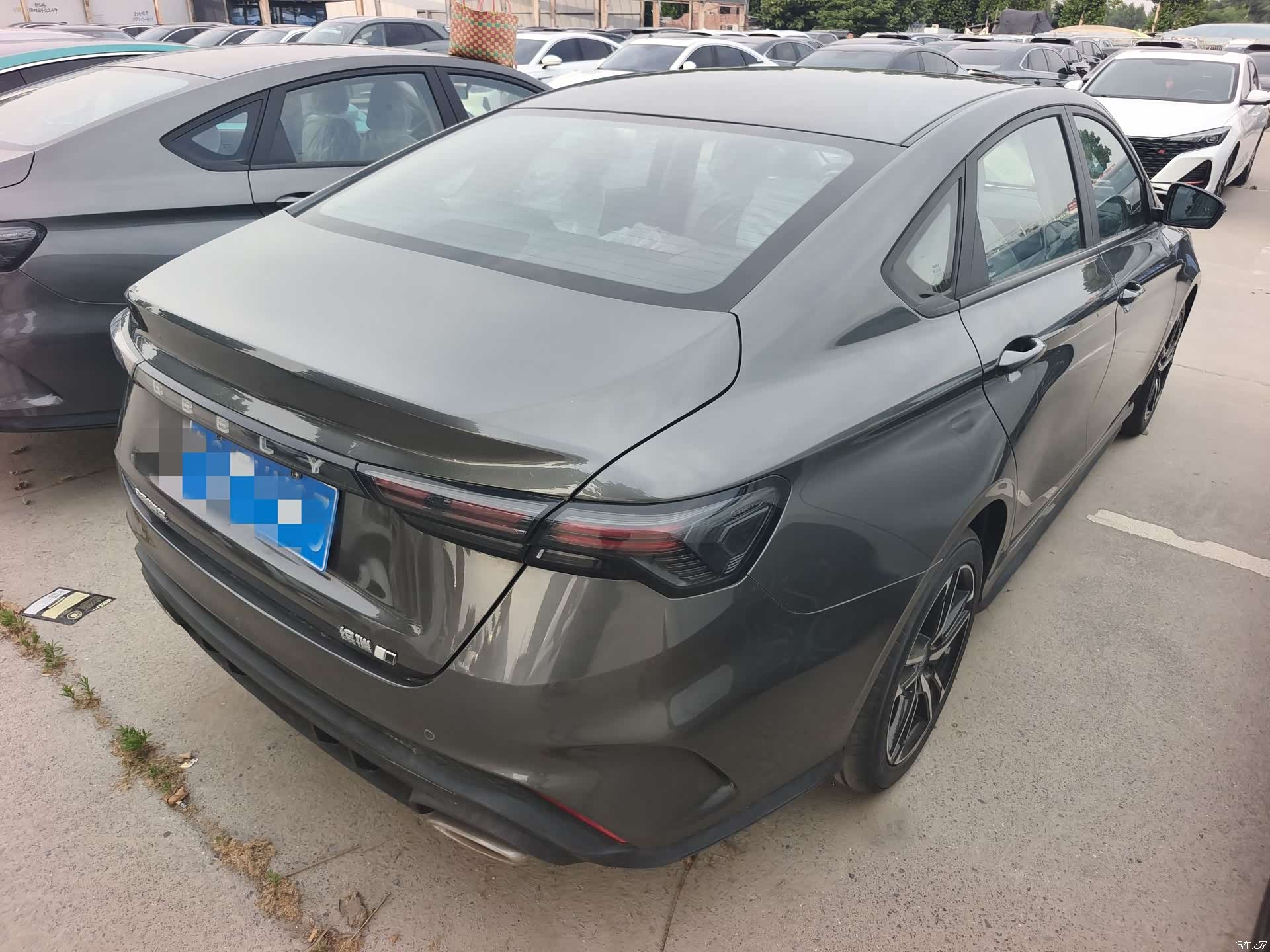 Geely Binray, 2026 13
