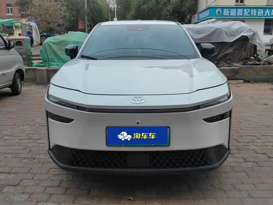 Toyota Platinum Wisdom 4X