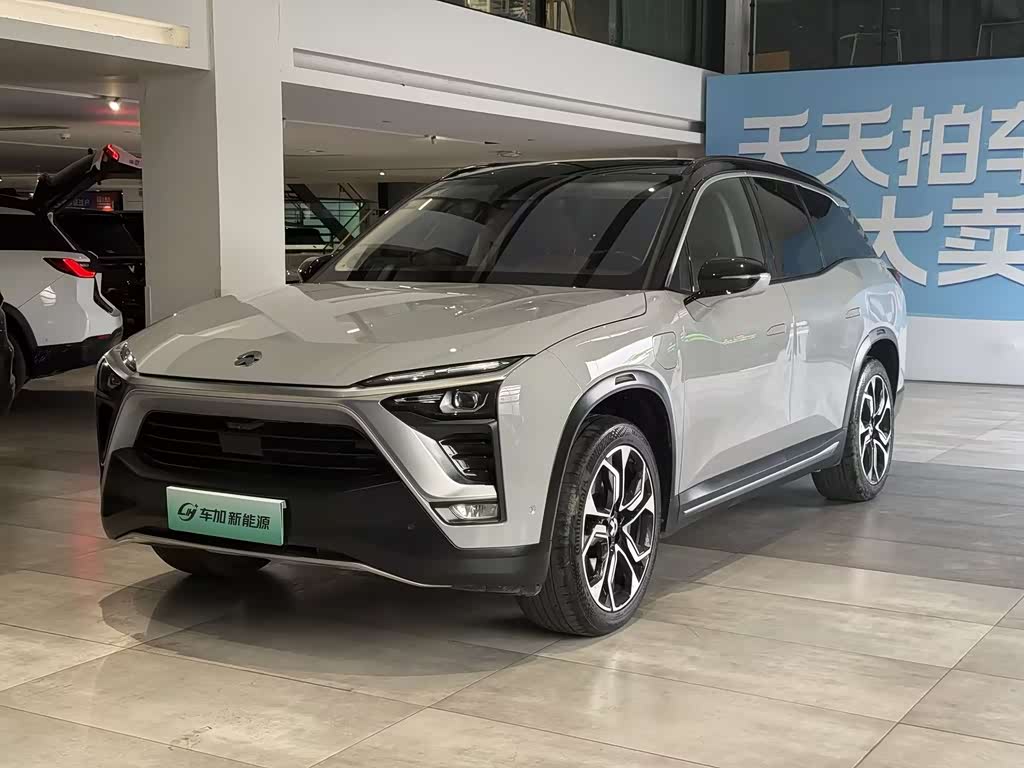 NIO ES8