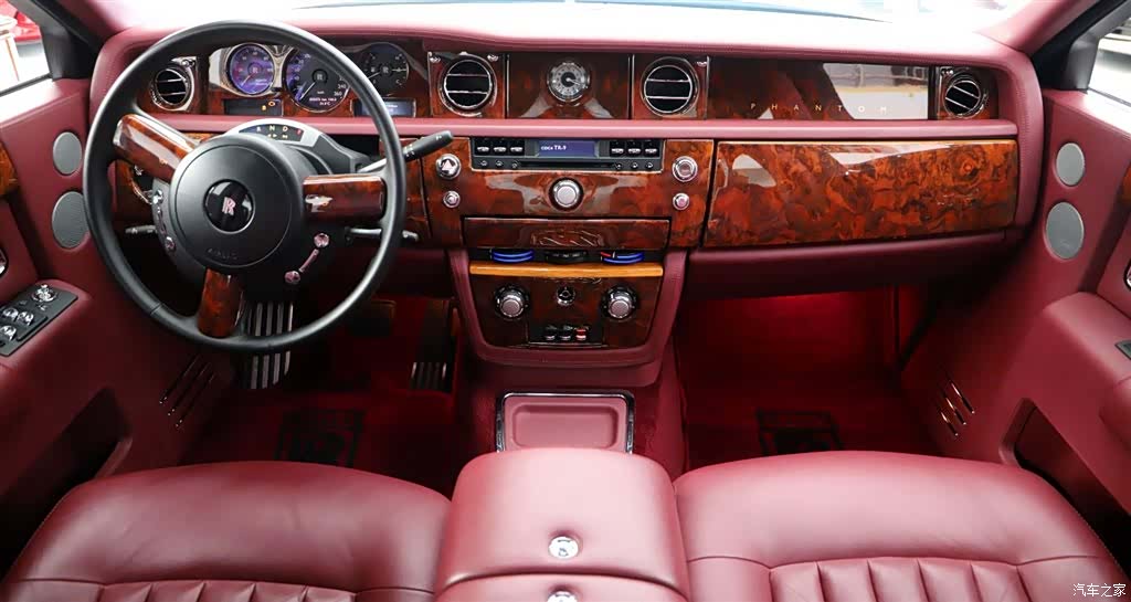Rolls-Royce Phantom, 2012 17