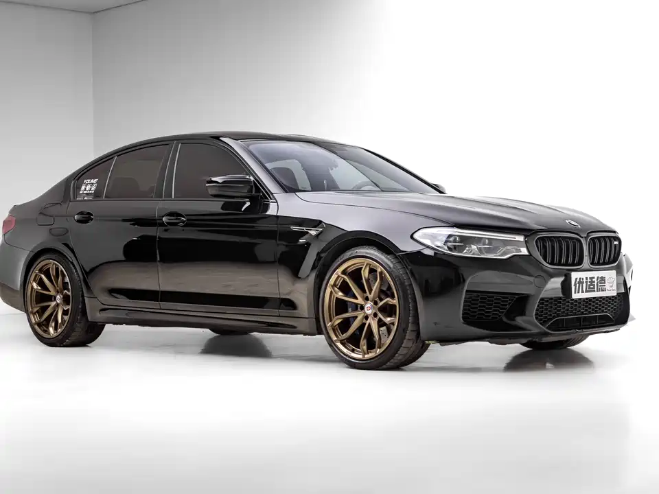 BMW M5
