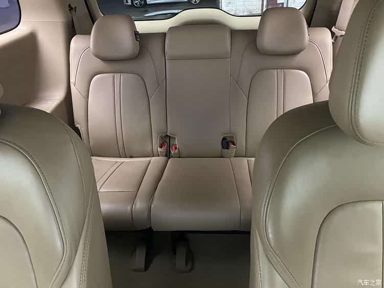 Buick GL8, 2017 26