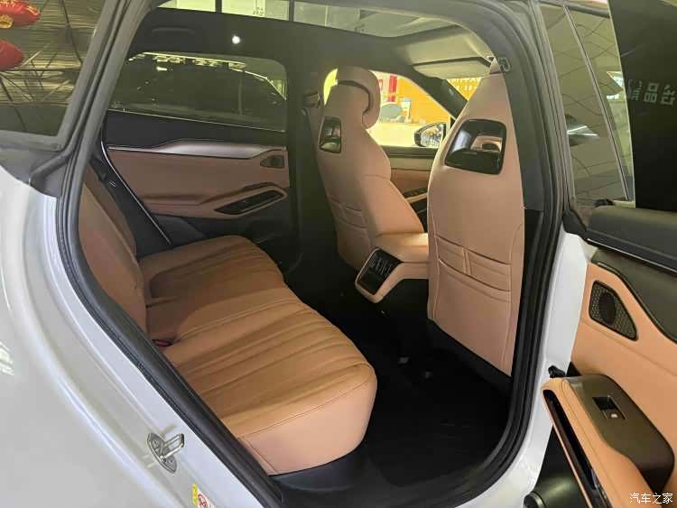 BYD Song, 2024 9