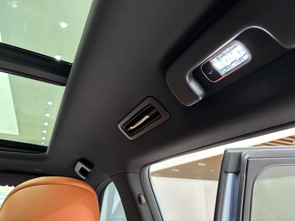 AITO Ask the world M7