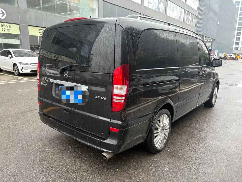 Mercedes-Benz Viano