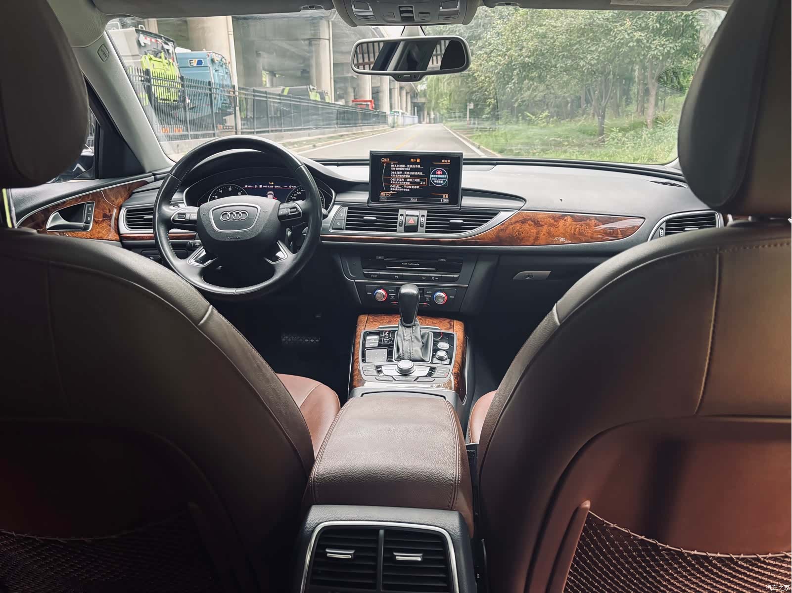 Audi A6L, 2016 11