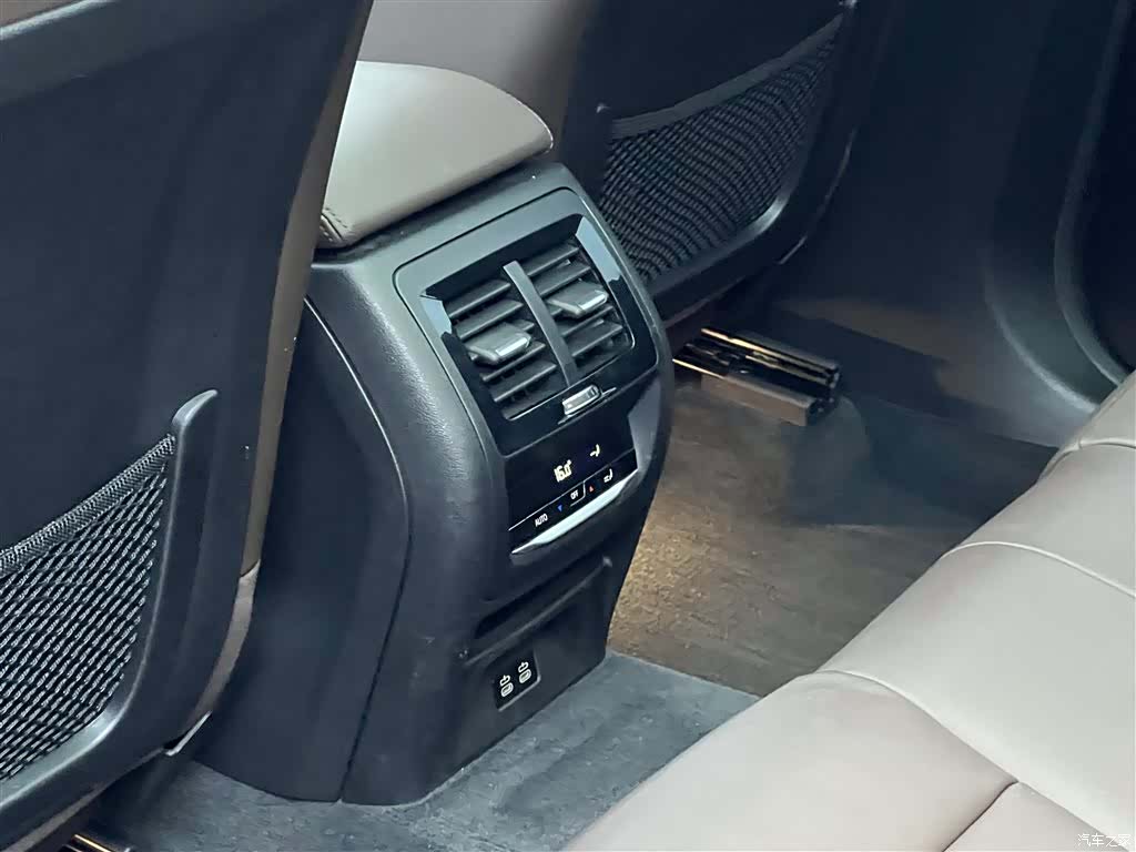 BMW X3, 2019 25
