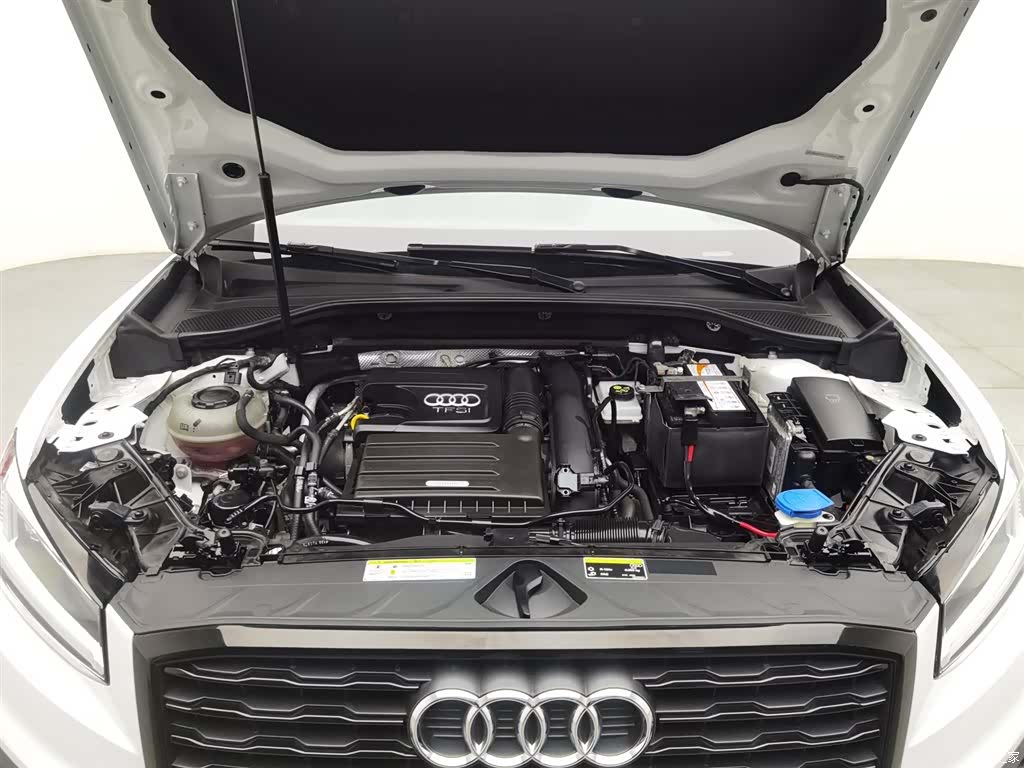Audi Q2L, 2021 6