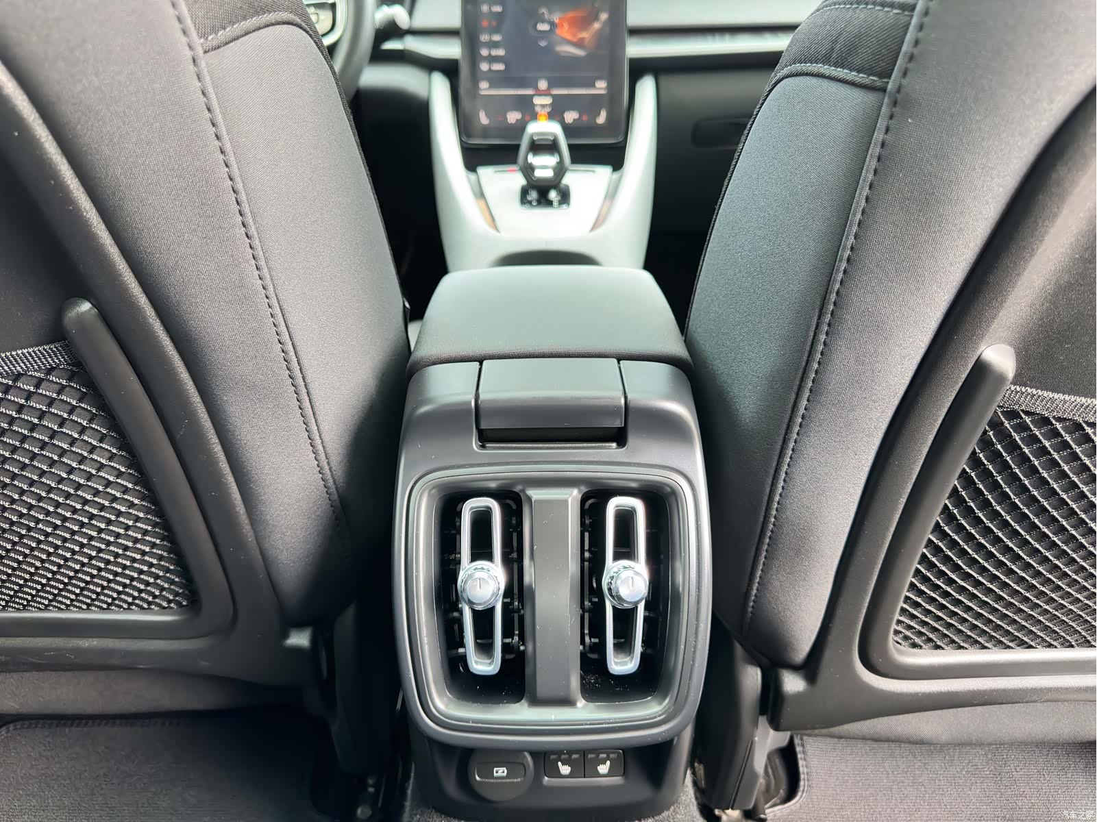 Polestar 2, 2022 17