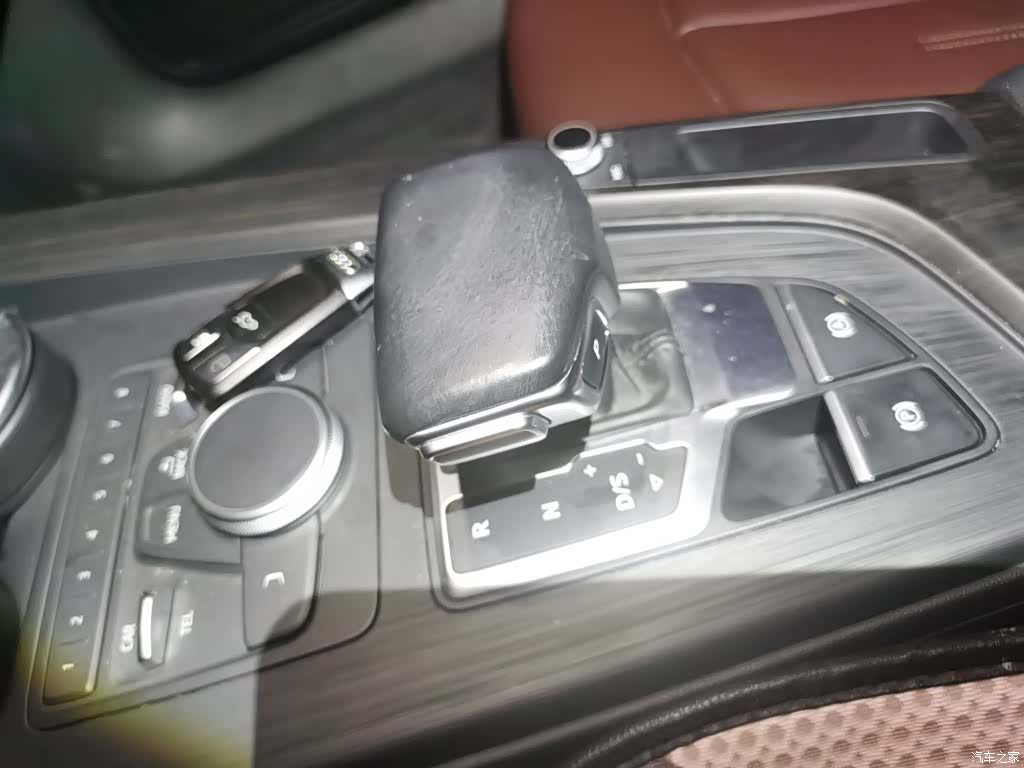 Audi A4L, 2017 7