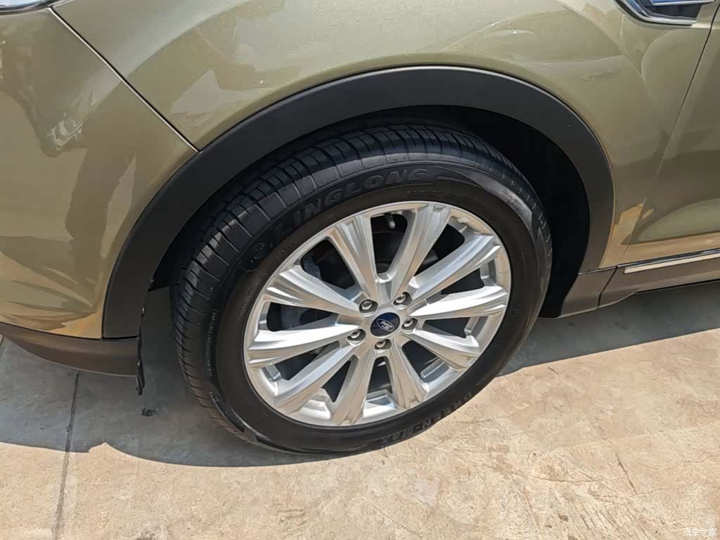 Ford Kuga, 2017 23