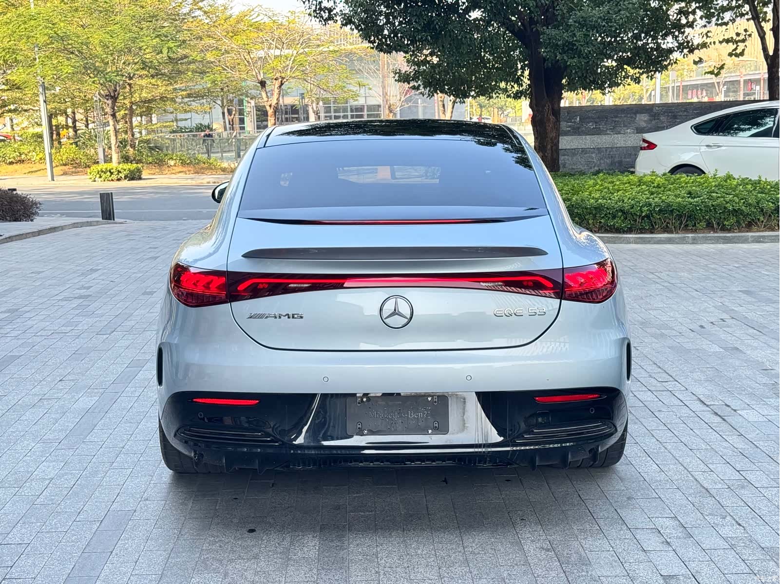 Mercedes-Benz EQE, 2023 все фото