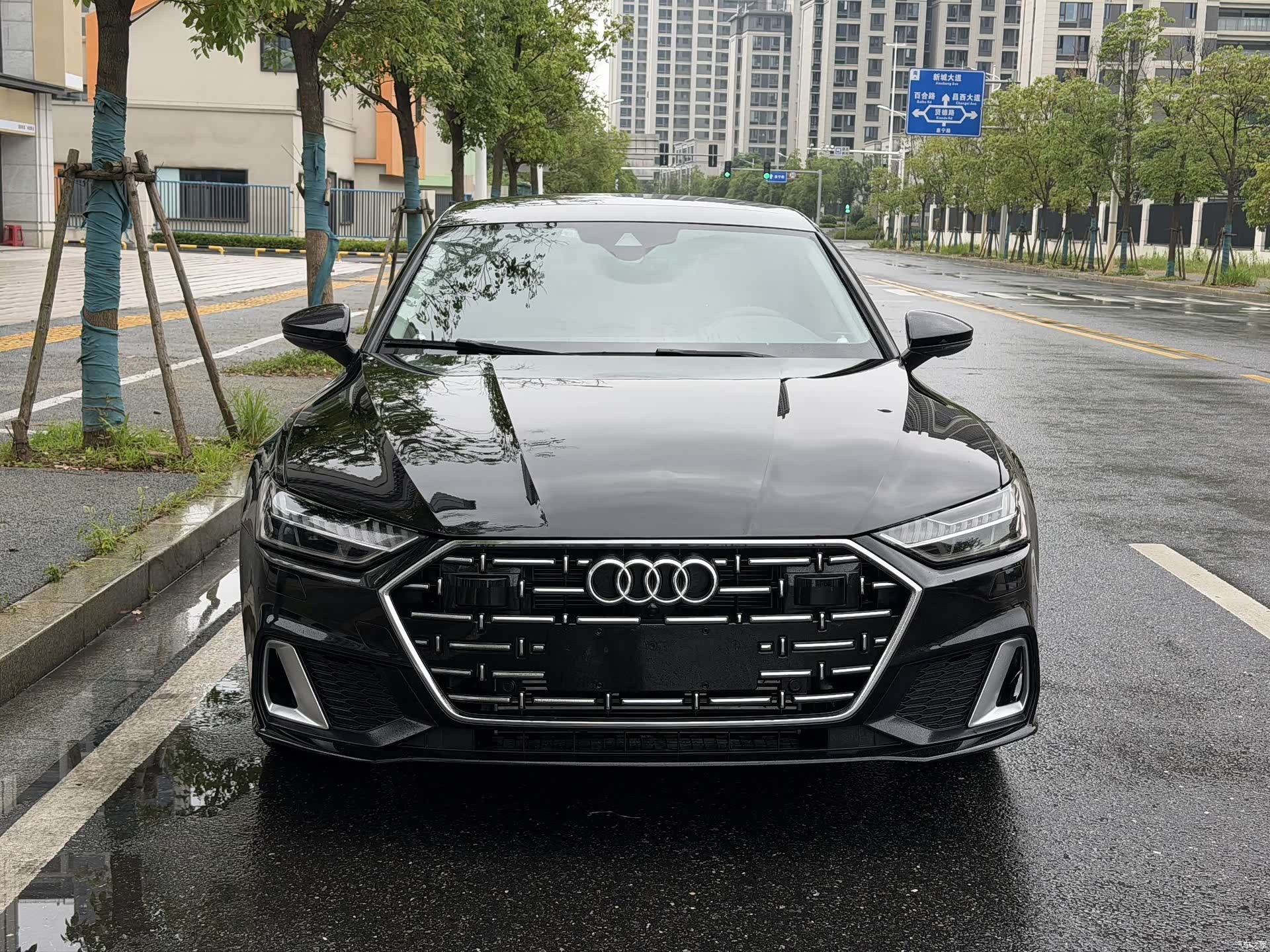 Audi A7L, 2024 2
