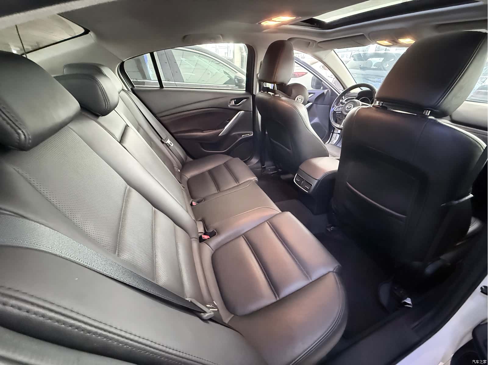Mazda Atenza, 2019 13