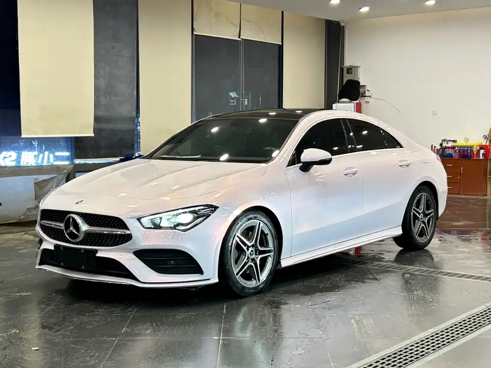 Mercedes-Benz CLA