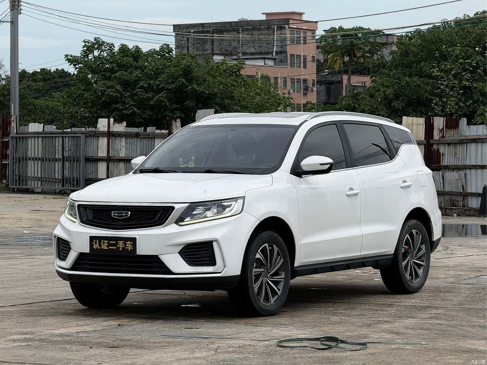 Geely X6, 2020 1