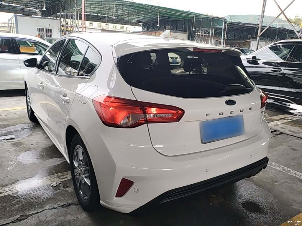 Ford Focus, 2021 все фото