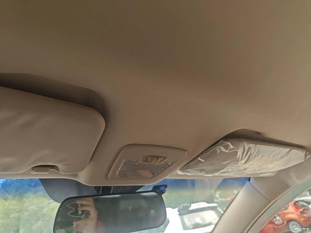 Wuling 560, 2015 18