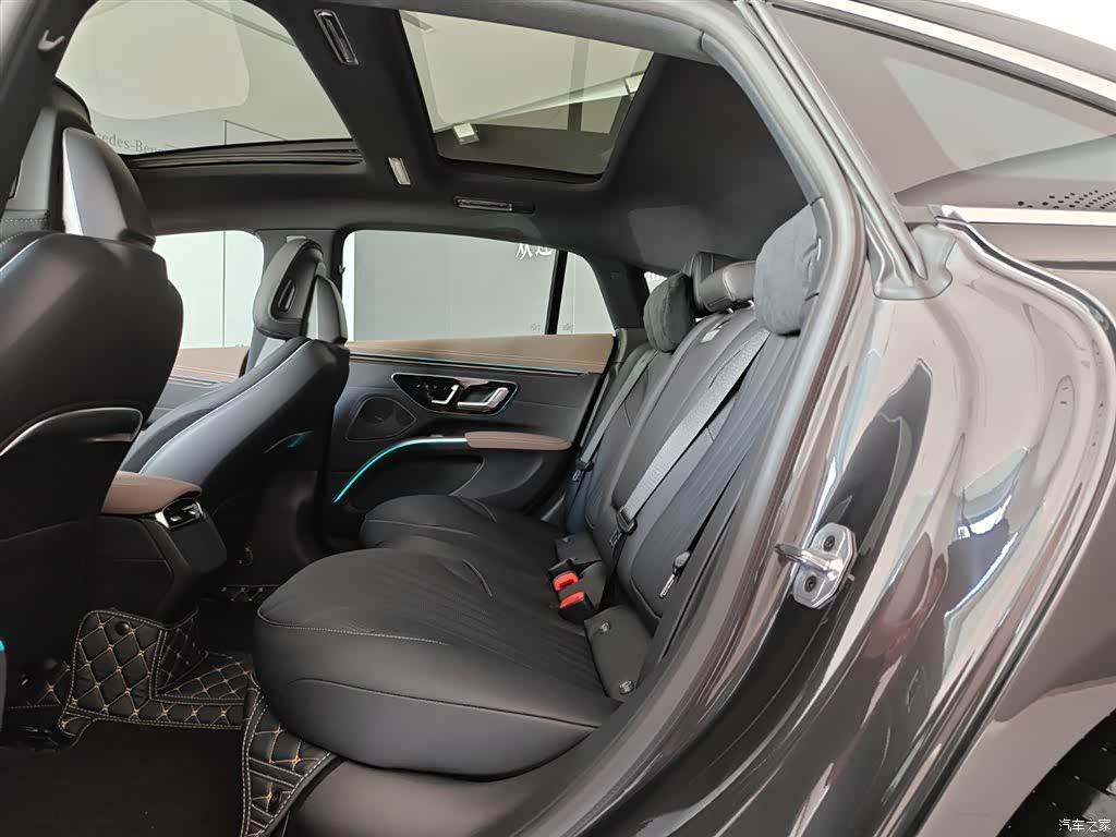 Mercedes-Benz EQS, 2025 13