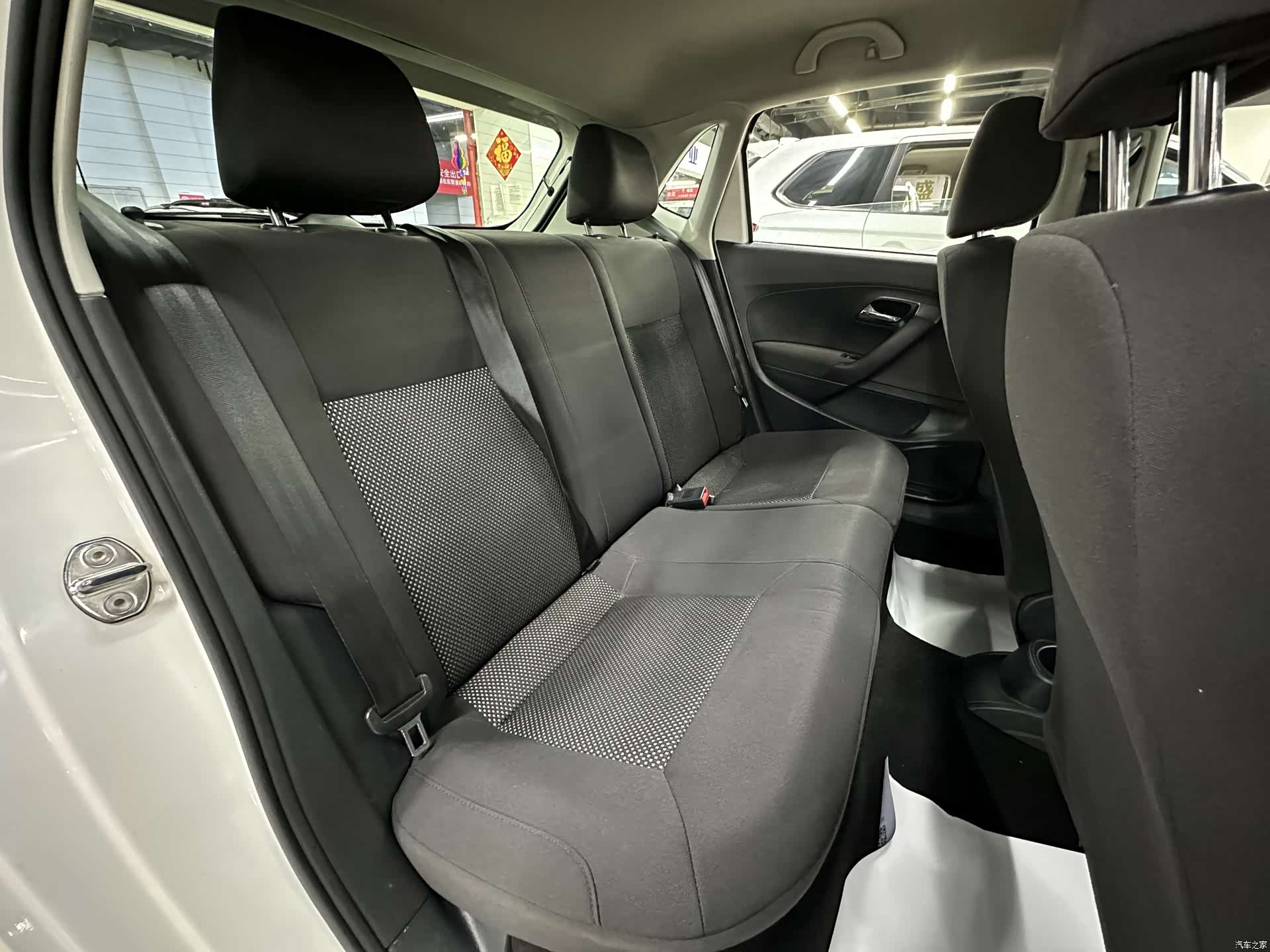 Volkswagen Polo, 2012 12