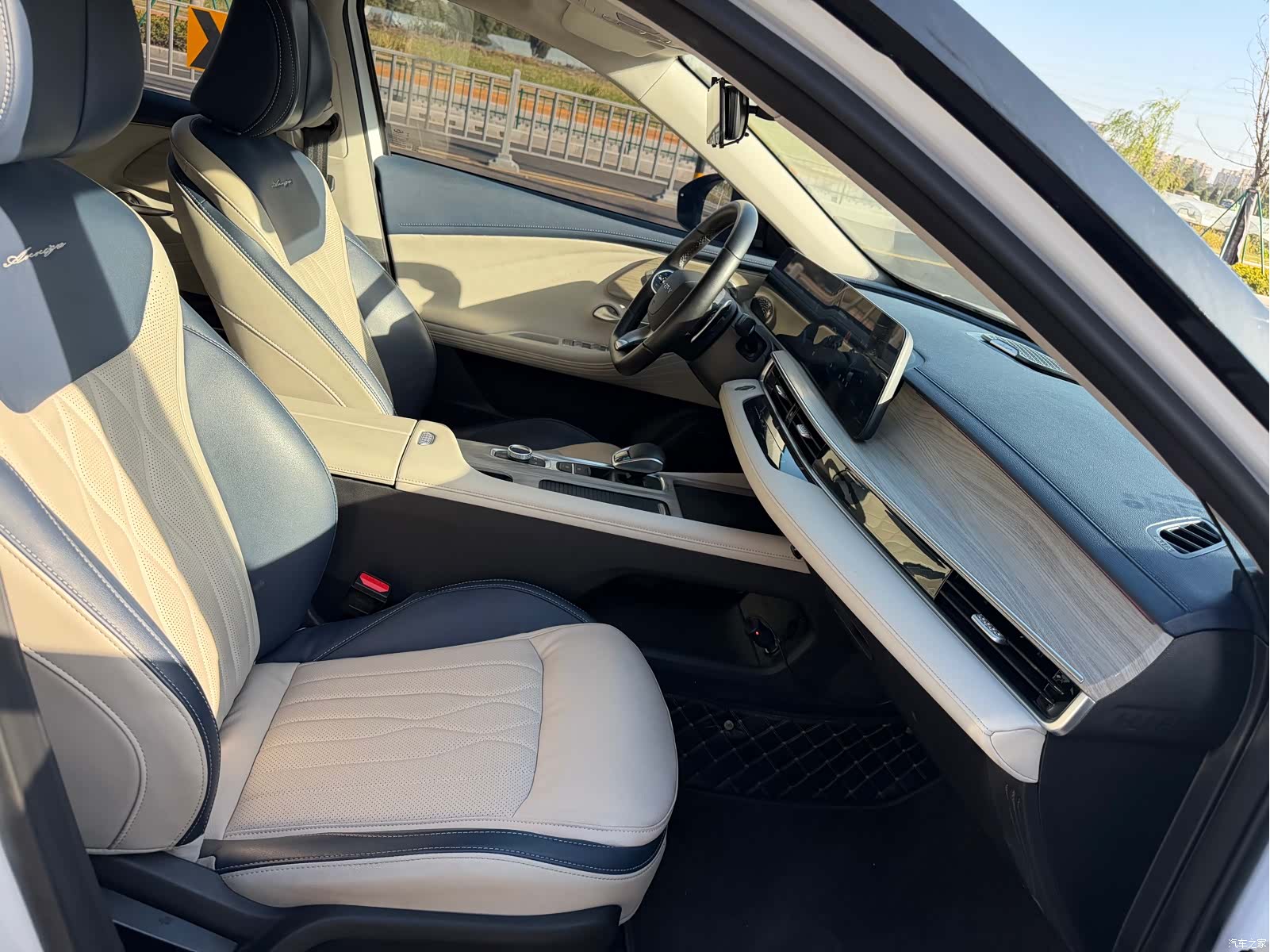 Chery Arrizo 8, 2023 12