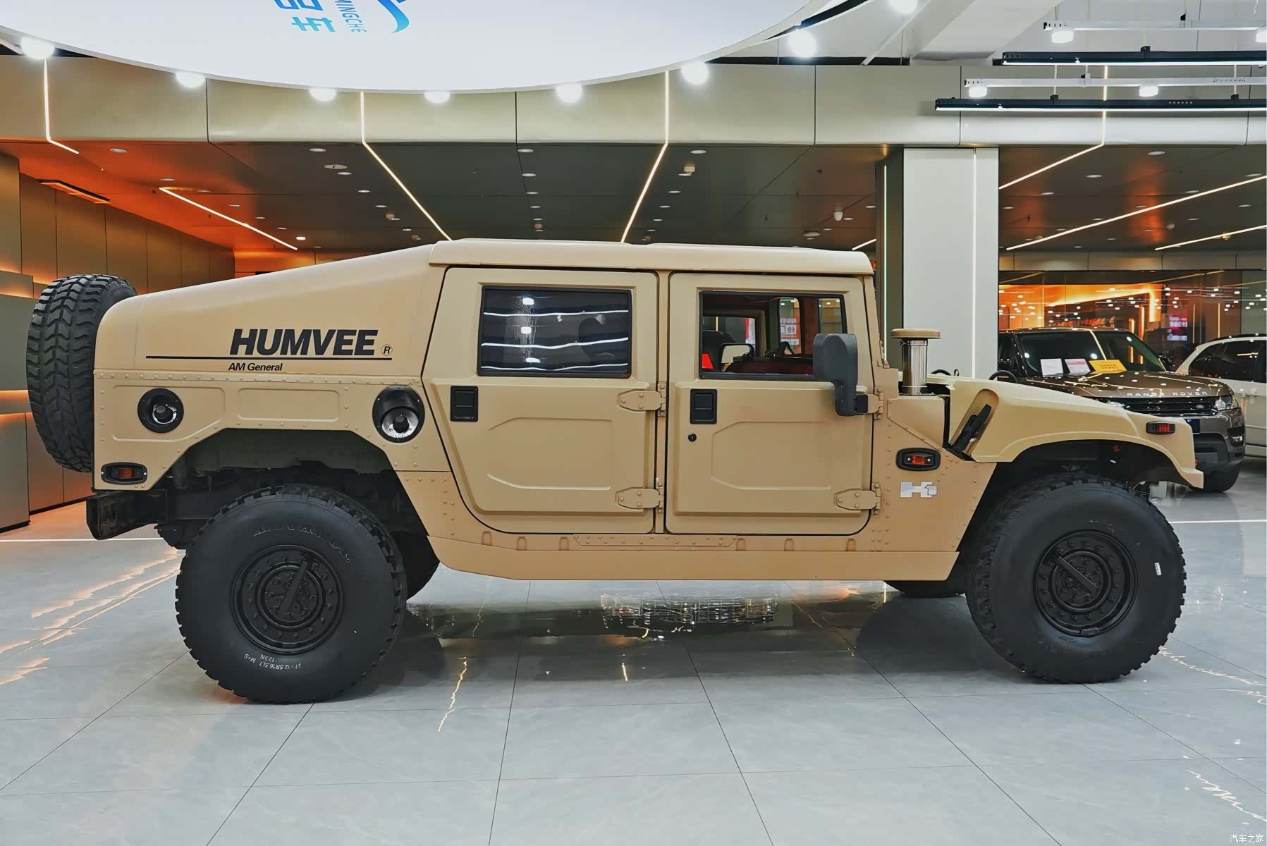 Hummer H1, 2017 13