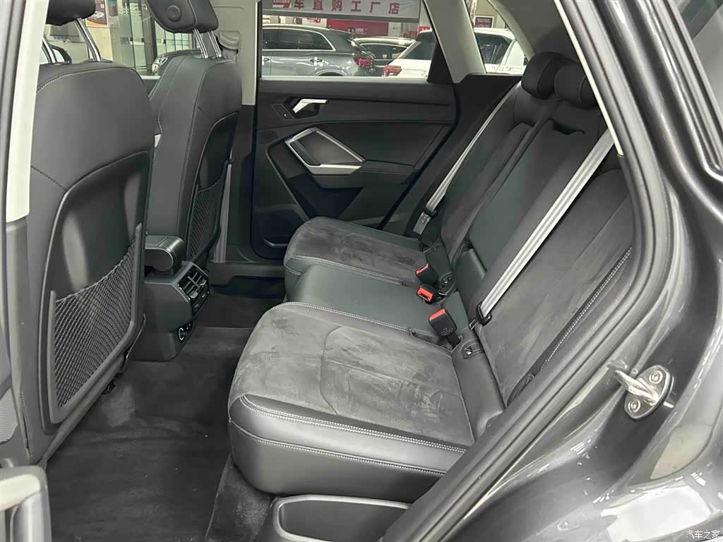 Audi Q3, 2022 14