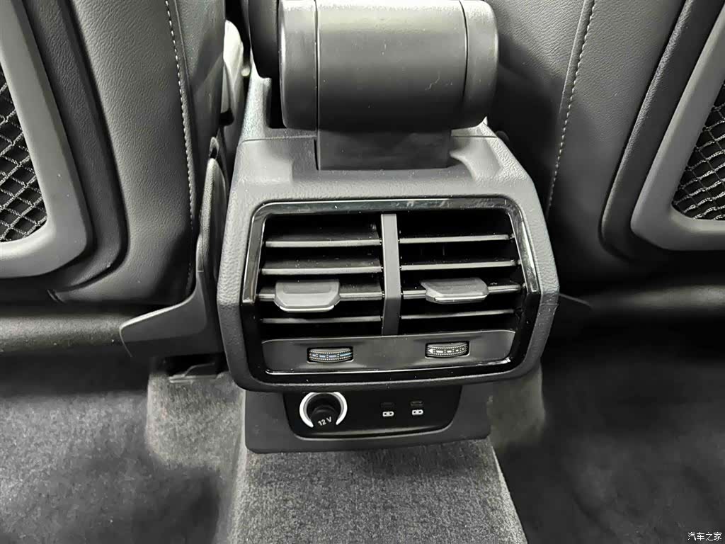 Audi Q3, 2022 15