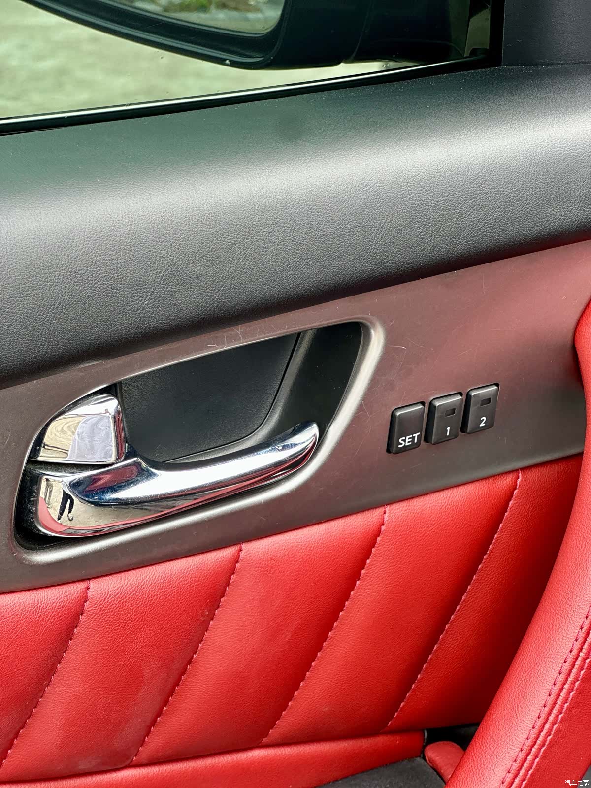 Infiniti FX37, 2012 22