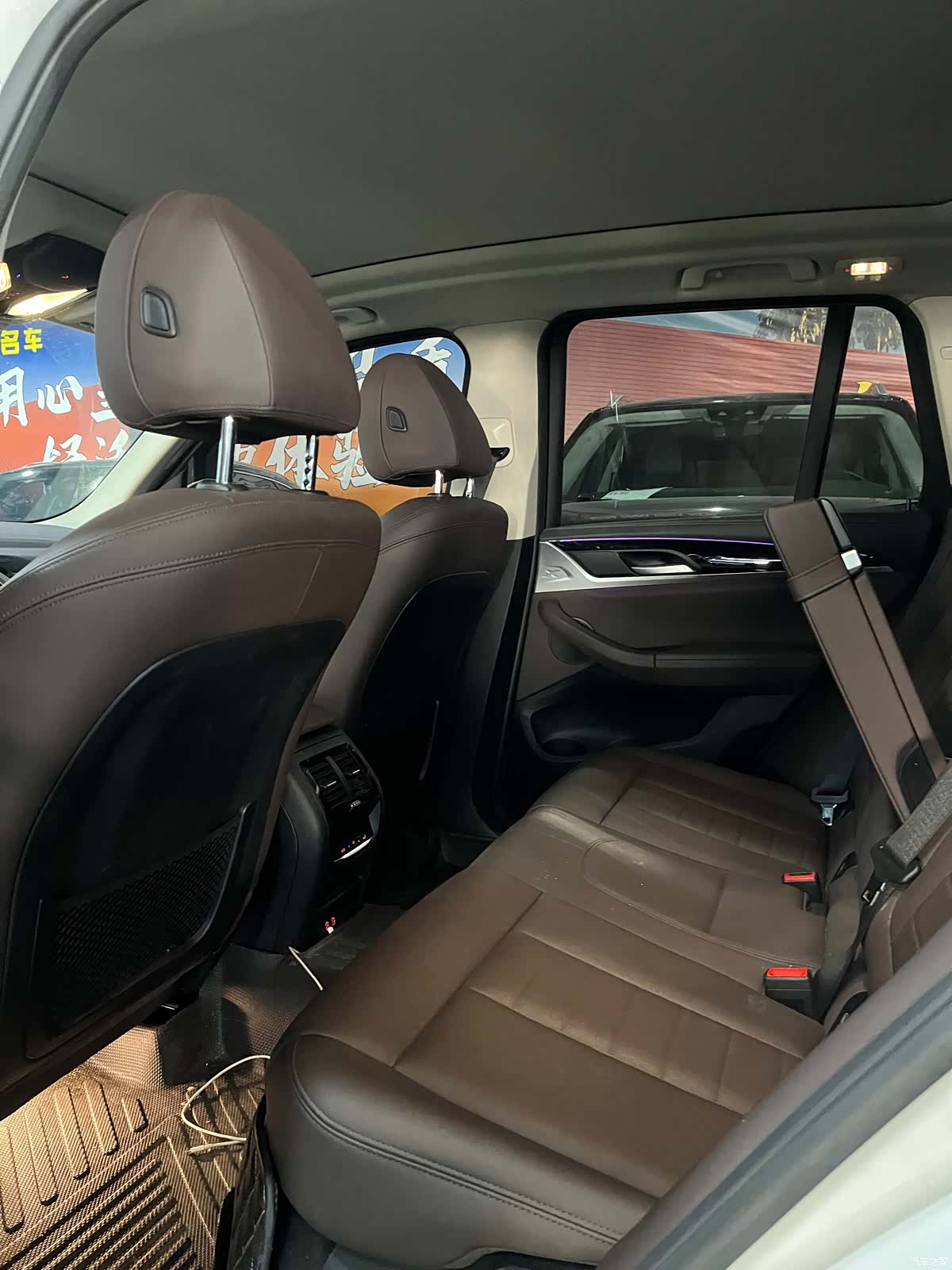 BMW iX3, 2021 все фото