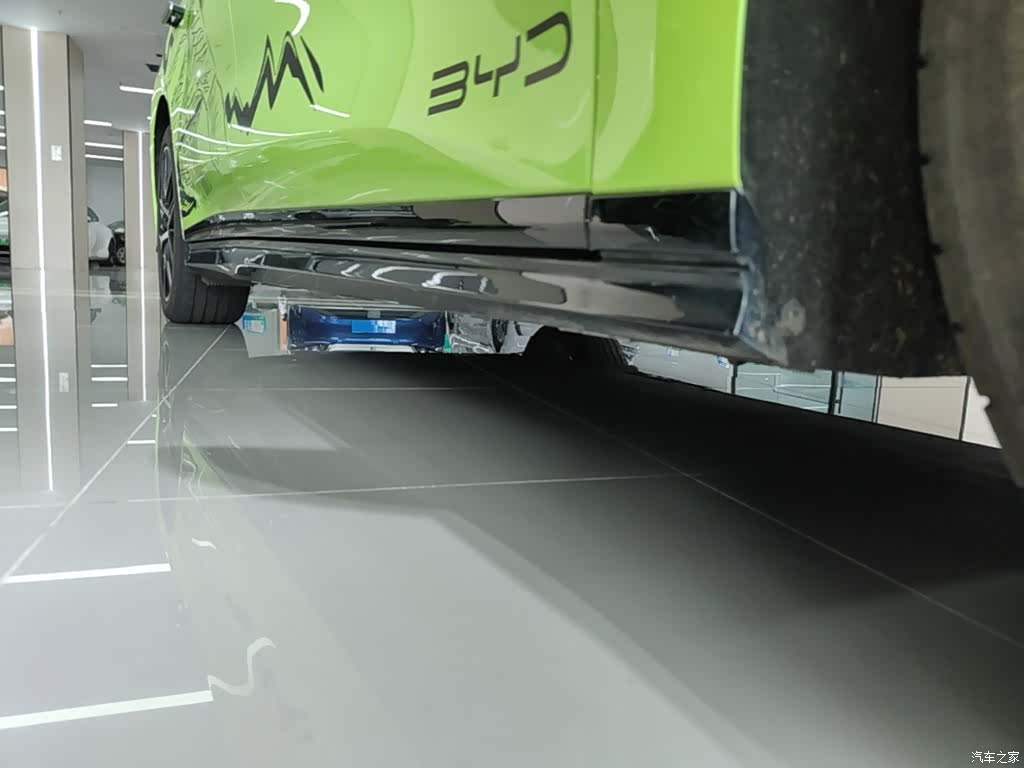 BYD Han, 2025 21