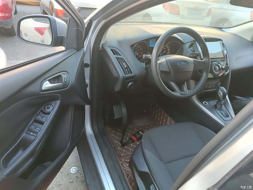 Ford Focus, 2016 13