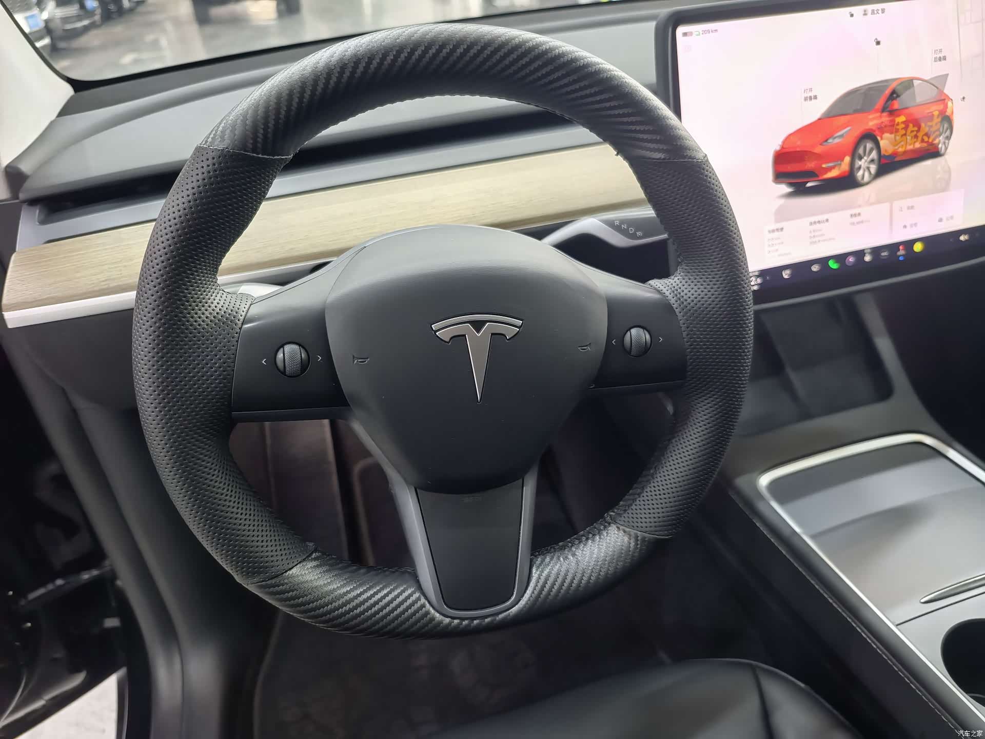 Tesla Model Y, 2023 9