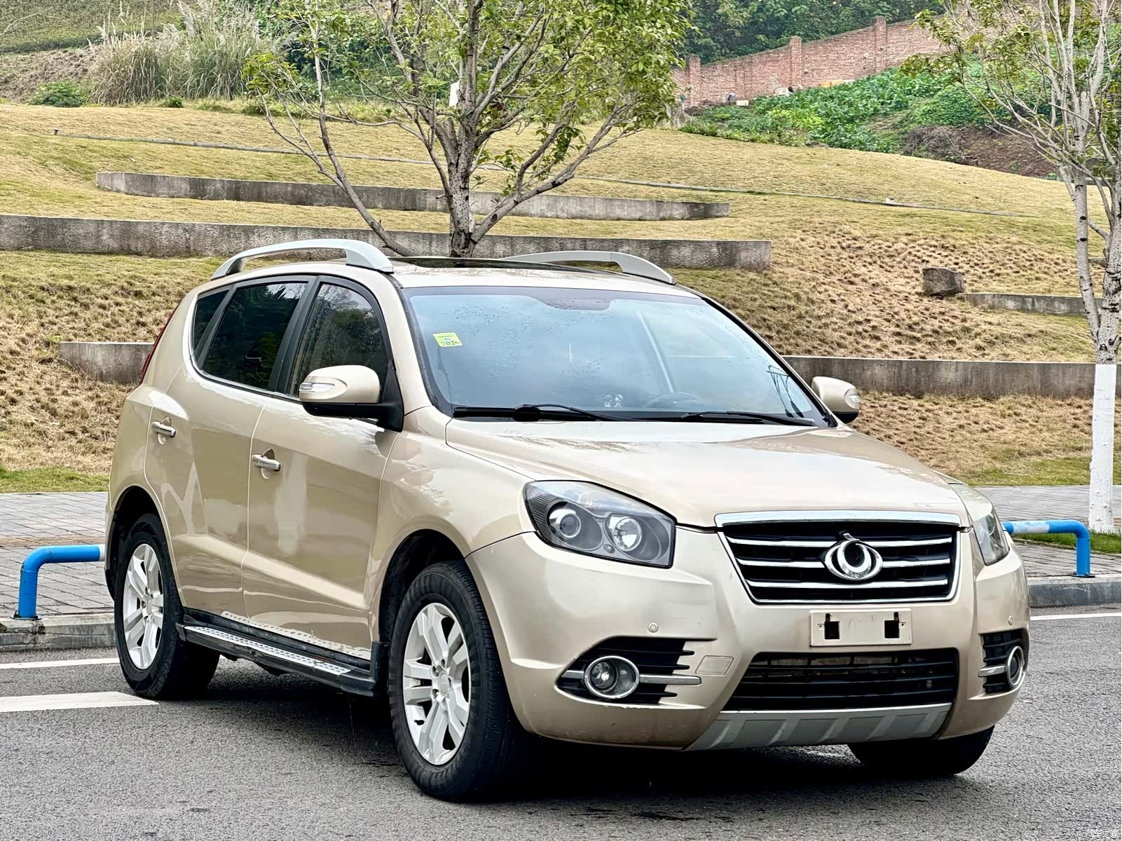 Geely GX7, 2014 3