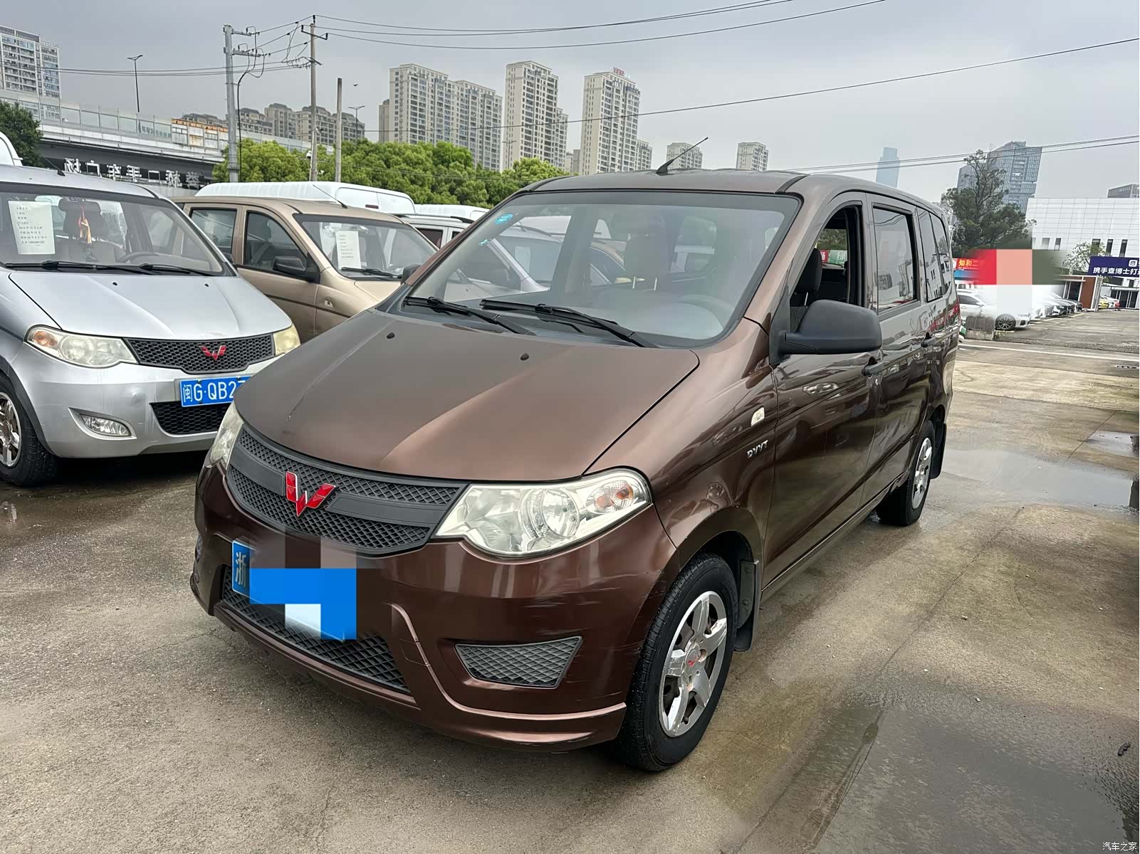 Wuling Hongguang, 2017 1