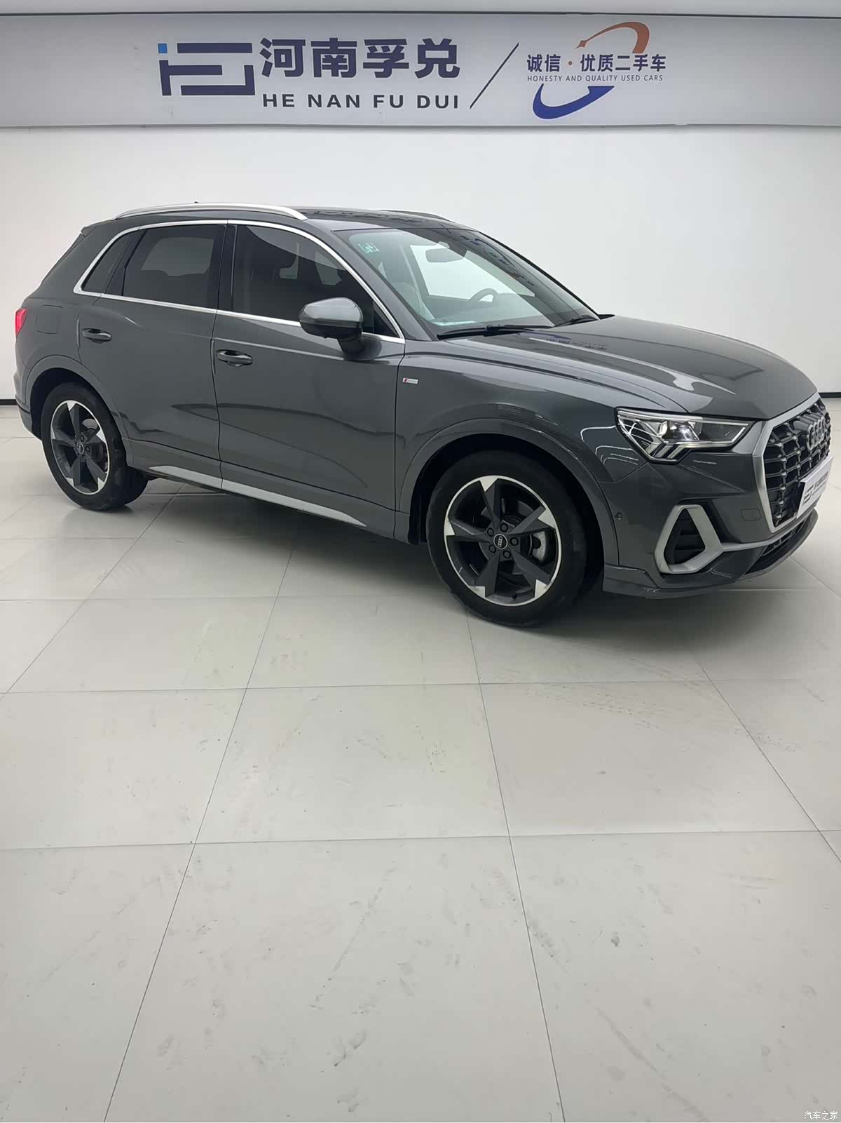 Audi Q3, 2022 3