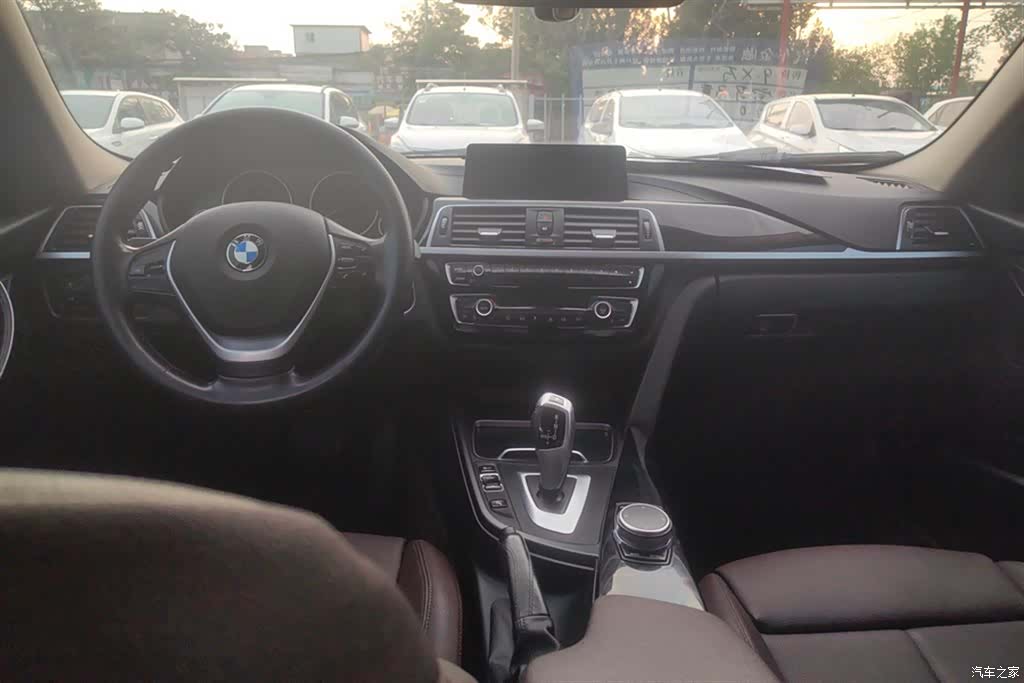 BMW 3 Series, 2019 12