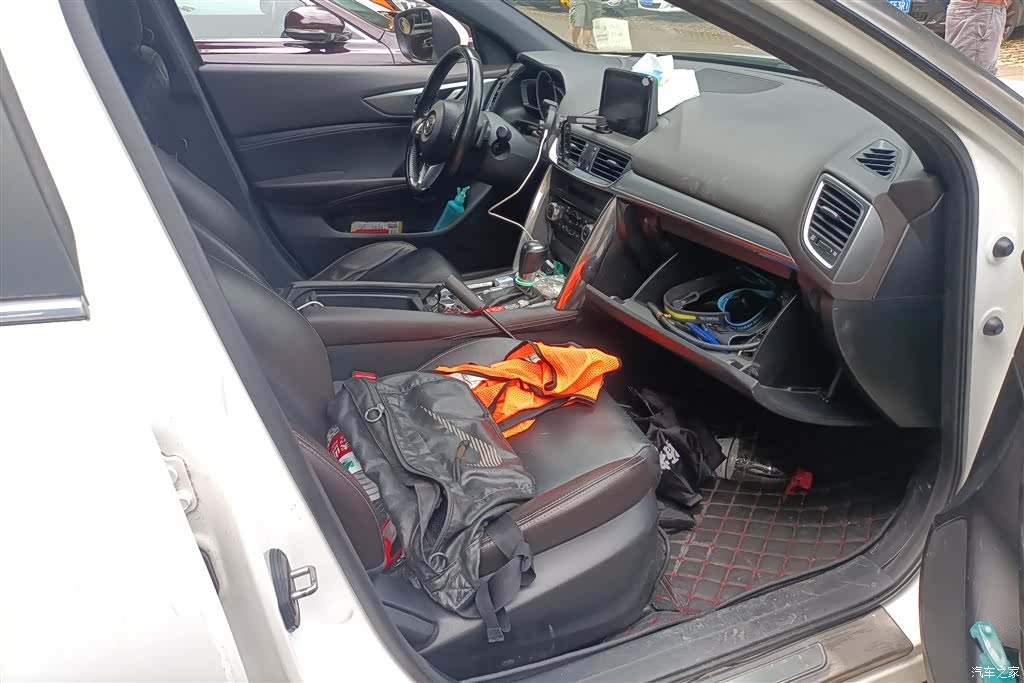 Mazda CX-4, 2016 8