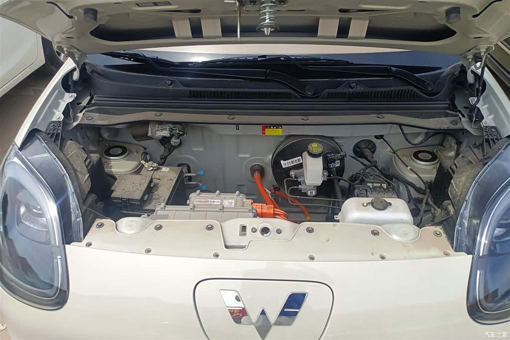 Wuling MINIEV, 2025 10