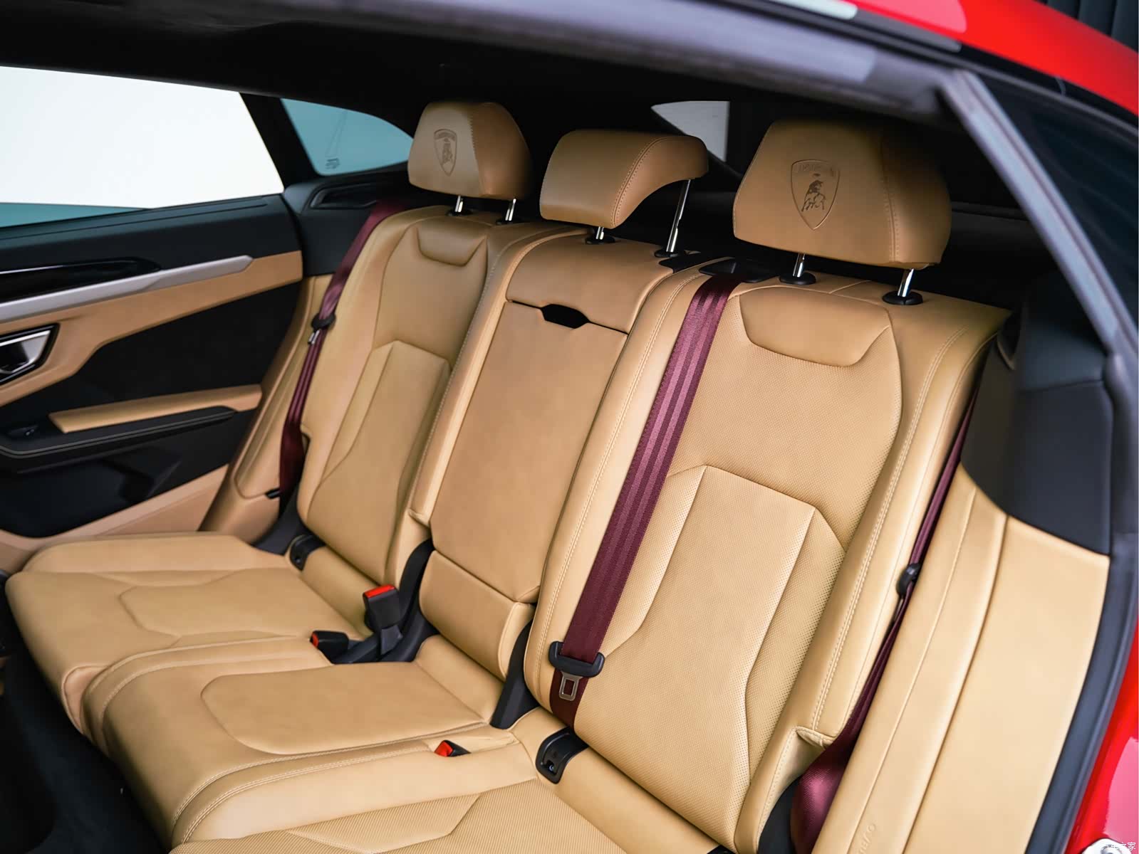 Lamborghini Urus, 2023 9